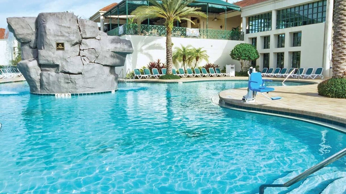 Kissimmee Condo | 2br Lockoff Condo Family Vacation w/Theme Parks!