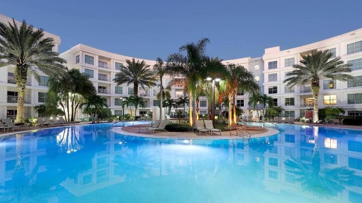 Celebration Apartment | 2br Next To Walt Disney World