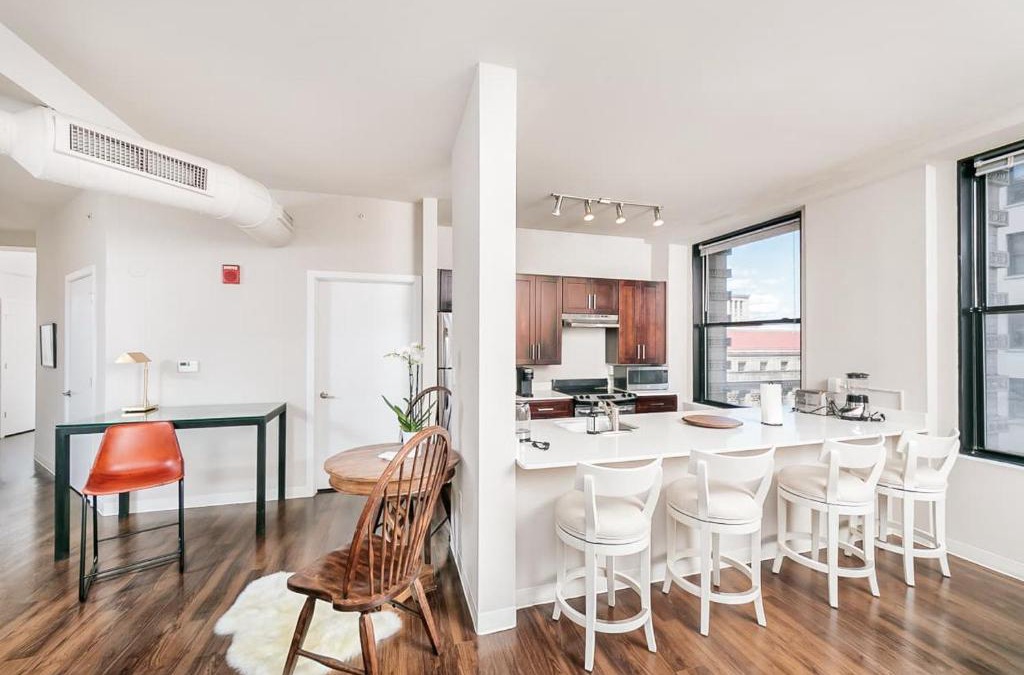 Downtown Baltimore Apartment | 2BR Stunning Lux Apartment Free Parking, Rooftop Deck & Gym, ADA Compliant