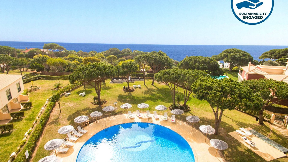 Oura Apartment | 2BR w/Pool & Balconies – Sta. Eulália, Albufeira
