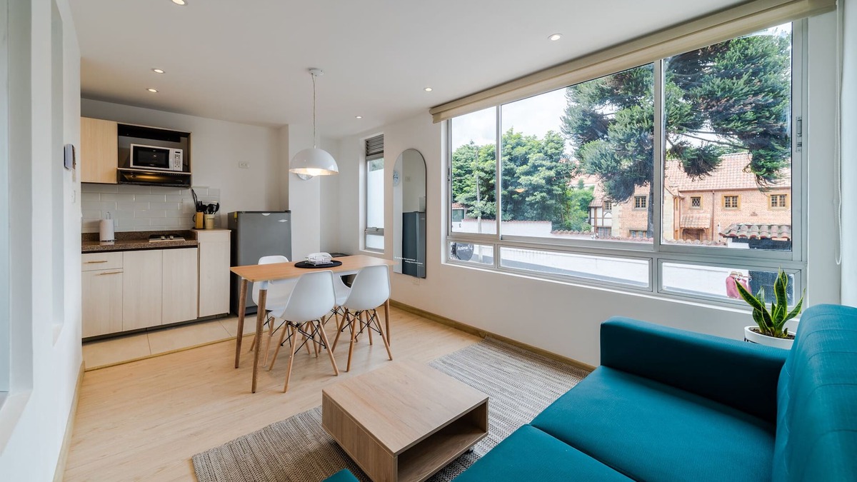 Financial District Apartment | 2BRR Cozy Apartment in Zona G with Laundry Facilities + Wifi