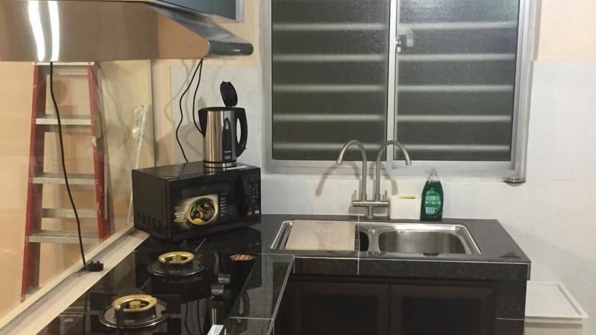 Subang Jaya House | 2D1B FULLY FURNISHED CONDO at RHYTHM AVENUE USJ19 hosted by TJ SPEAKEASY