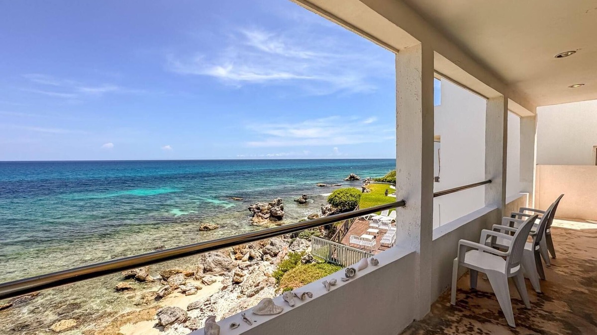 Colonia Meteorologico Condo | 2nd+3rd Floor Units w/Shared Rooftop Pool