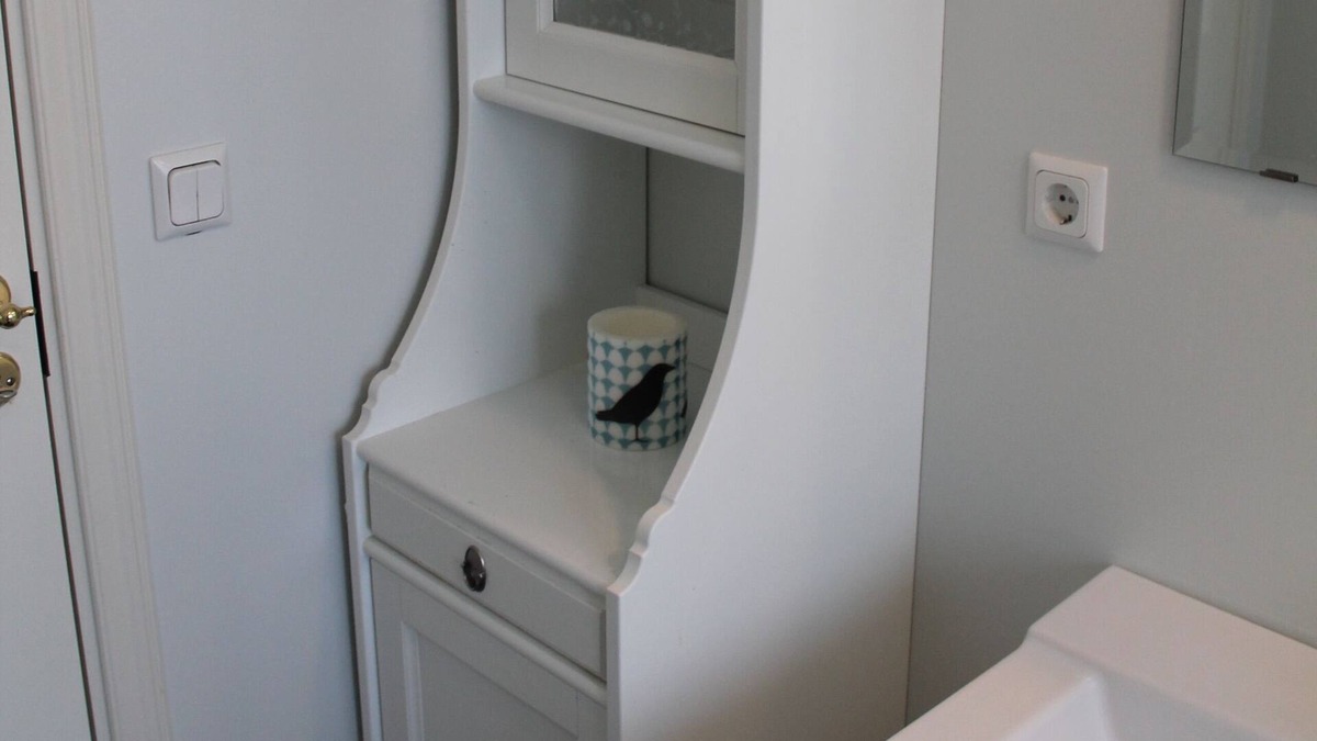Husavik Apartment | 2nd floor apartment in central Husavik