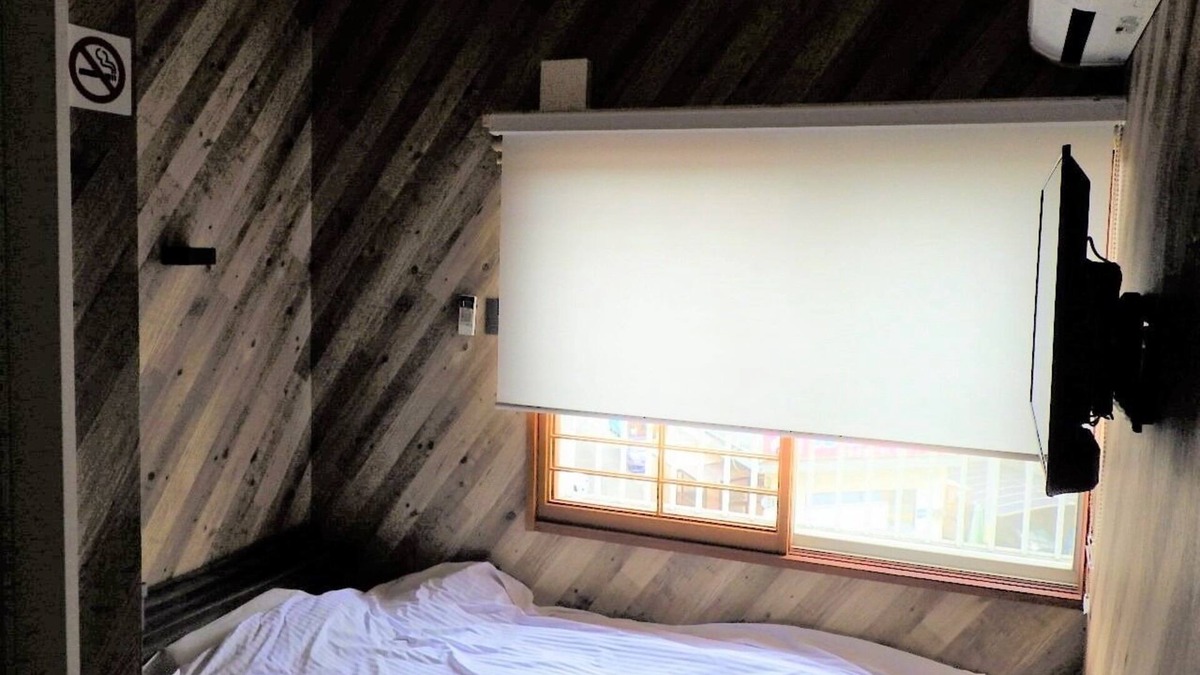 Beppu House | 2nd floor semidouble bed Umbrella/Beppu City Ōita