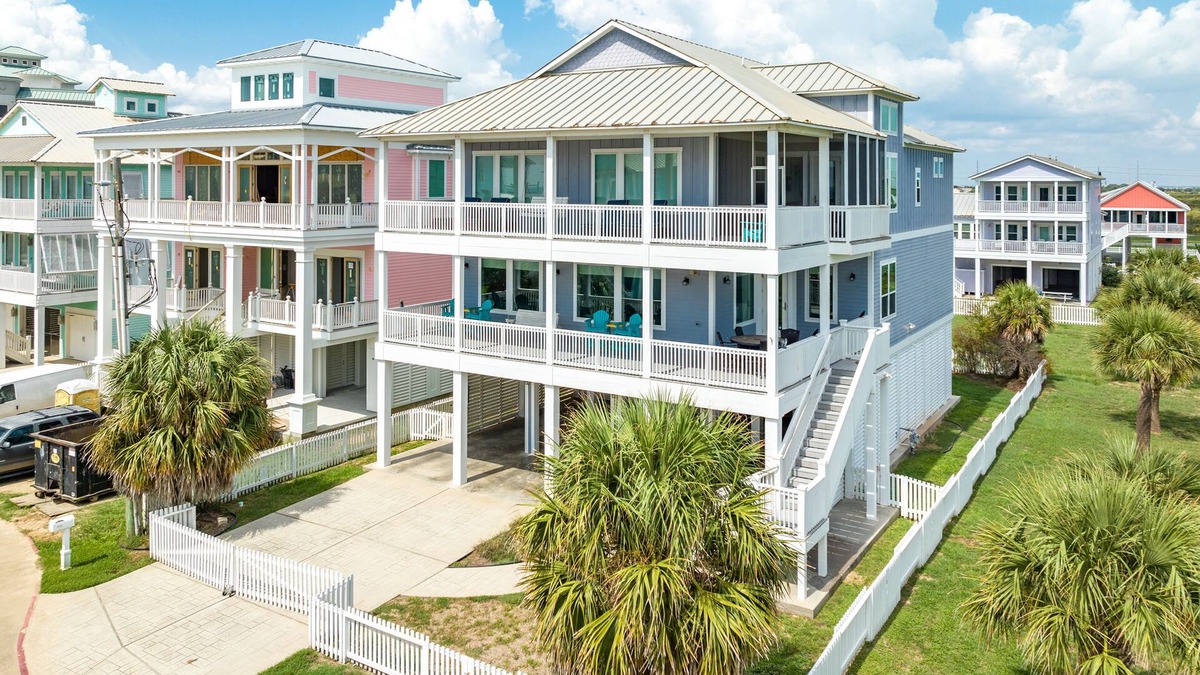 Beachside Village House | 2nd Row Dog Friendly Home w/Gulf views, 2 Decks, Screened Area
