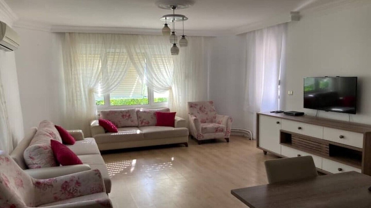 Marmaris City Center Apartment | 3+1 with a pool in Marmaris with a forest view