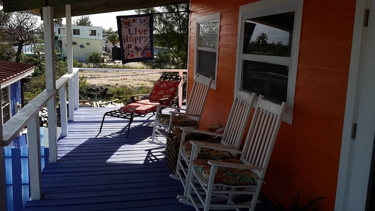 Port Royal House | 3/3 sleeps 7 or add 2 extra rooms to sleep 11 with dockage