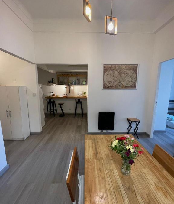Abasto Apartment | 3 ambientes con balcón y Pràctico, lindo y con todo cerca!