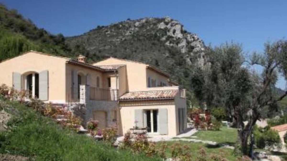 Vence Apartment | 3 Appartments in a House/Villa - VENCE