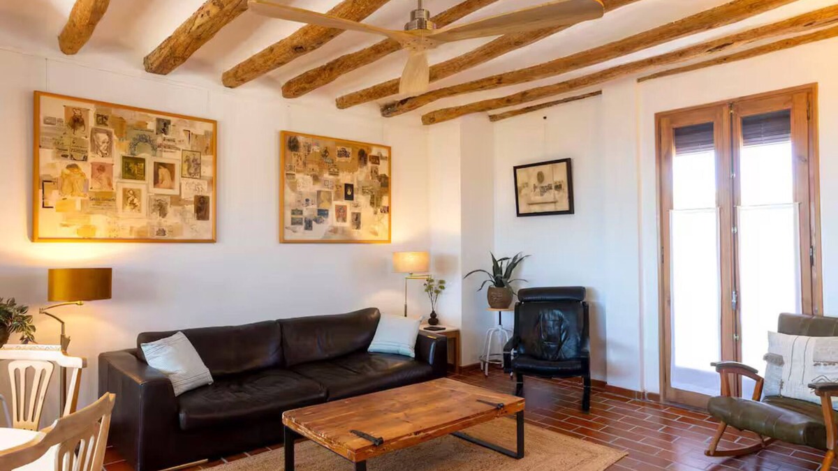 Barbera de la Conca House | 3-BD Gem in Hilltop Wine Village w/Amazing Views