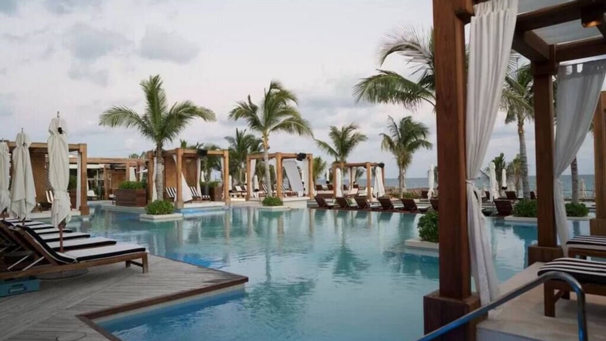 Puerto Juarez Villa | 3 bd Grand Luxxe Spa Riviera Maya
