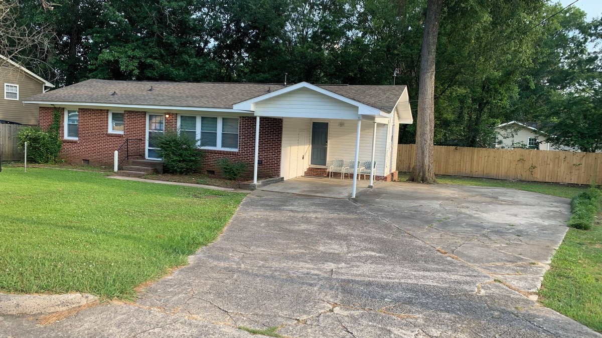 Mount Berry House | 3 Bed 2 Bath Cute Entire House in West Rome