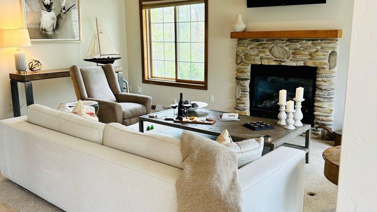 Fish Creek Condo | 3 bed/3.5 bath Fish Creek condo that sleeps 10; walking distance to beach/parks