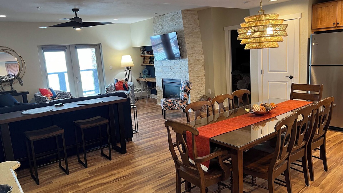 Silvercreek Condo | 3 Bed/Bath Updated Condo 50 Steps to Main Lift w/30-Foot Balcony Facing Ski Runs