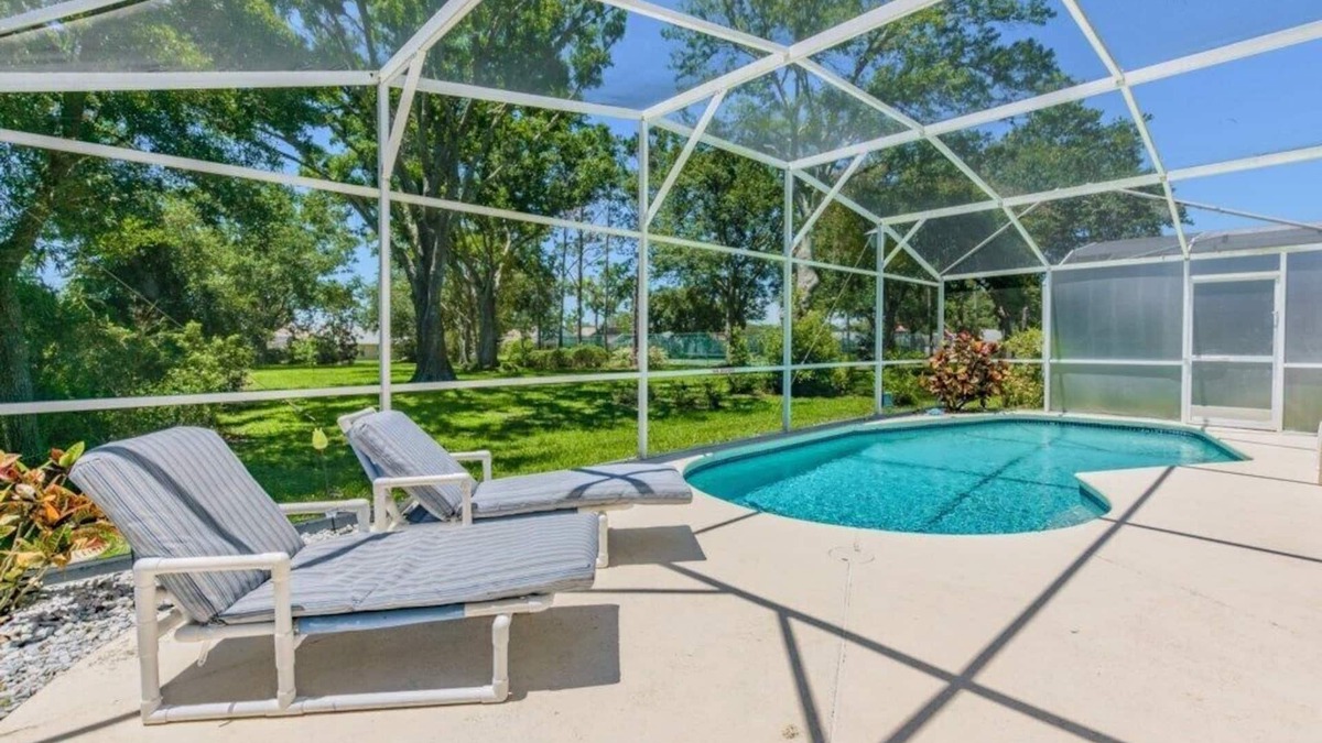 Chatham Park House | 3 Bed Home, Close to Disney, some pets considered, 4904