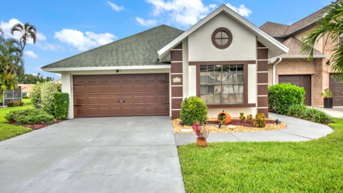 Biggar House | 3-bed house in fabulous Fort Myers with WiFi, AC, 6 miles from the Airport.