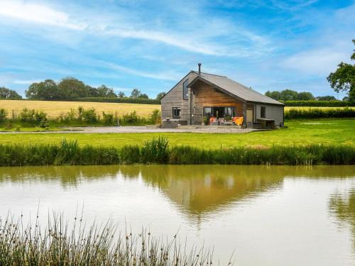 Holsworthy House | 3 Bed in Bude 80601