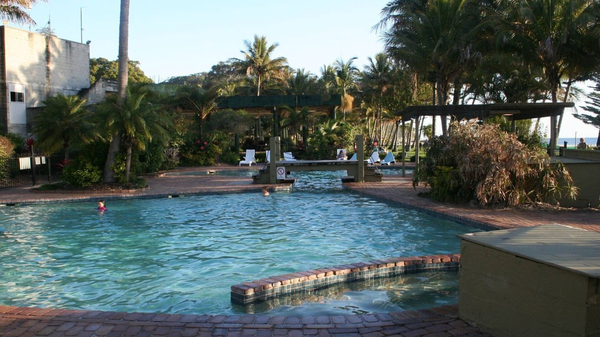 Brisbane Waterfront Apartment | 3 Bed room Relaxing Island getaway