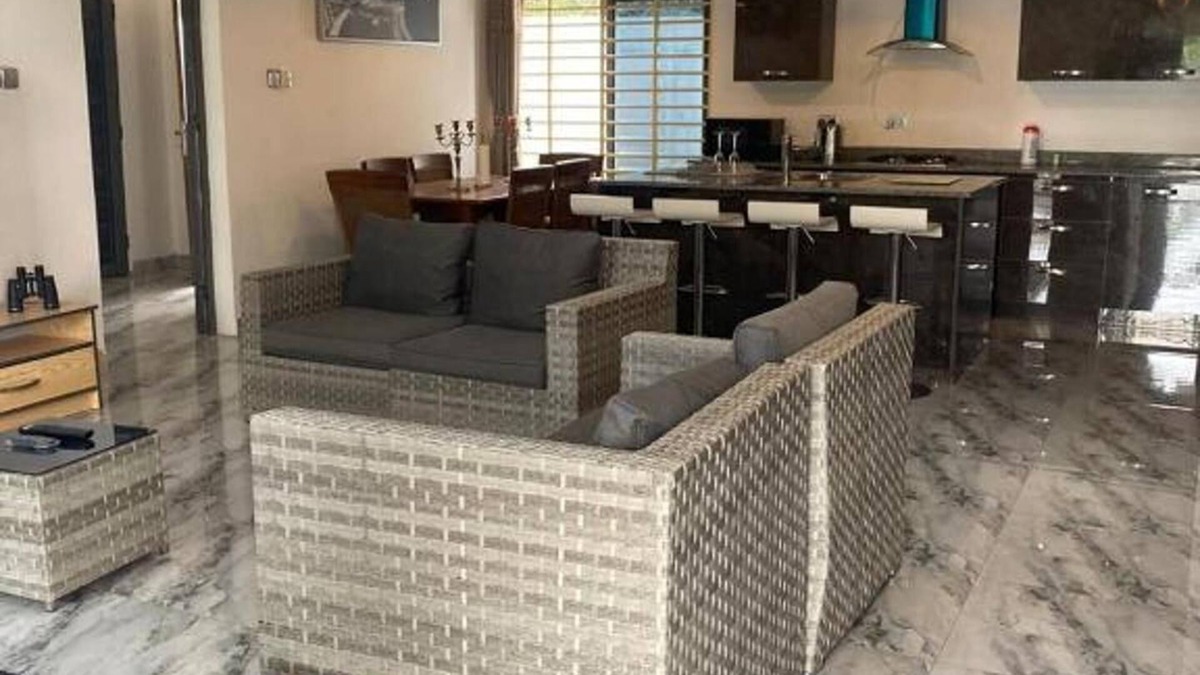 Accra Villa | 3 Bed Villa-Private Garden-OffStreetParking-AirCon Kasoa