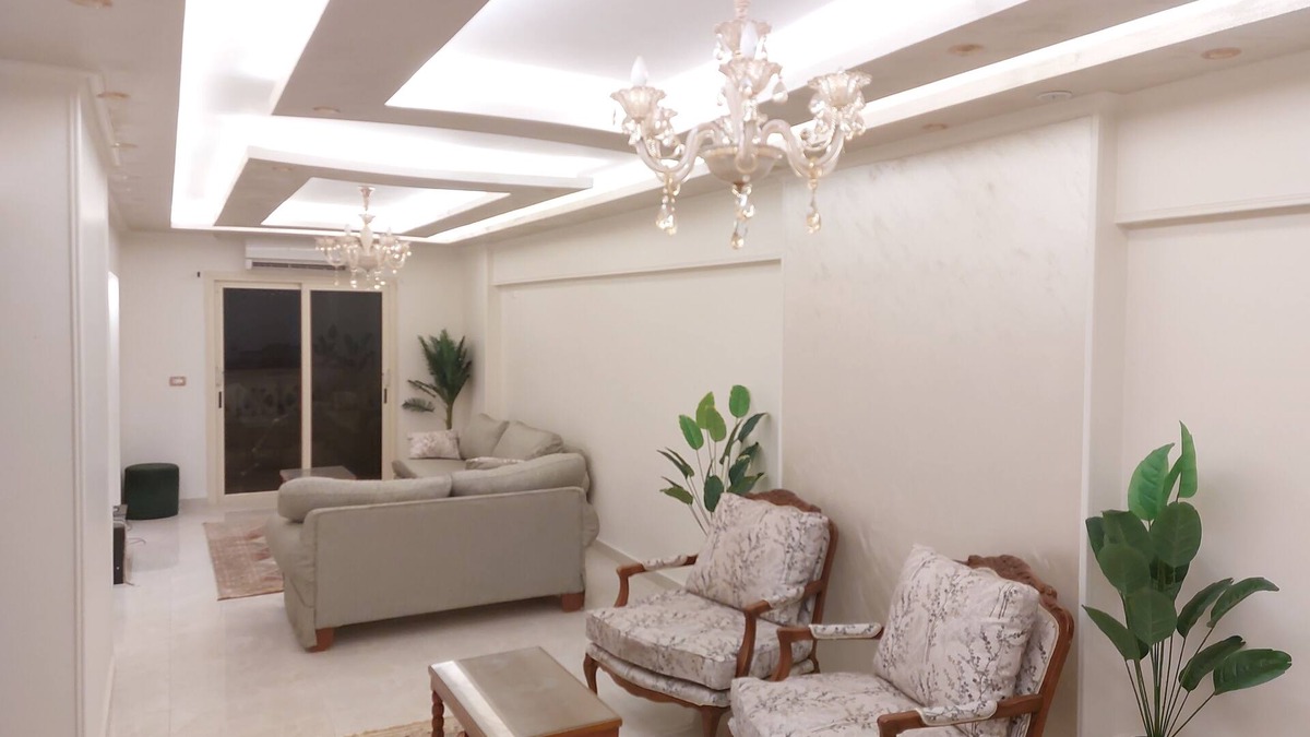 Al-Muntazah Apartment | 3-bedroom fully furnished apartment in charming Alexandria Governorate with AC