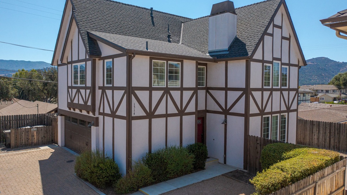 Solvang House | 3 bedroom 2.5 bath 2,200 SF within Solvang Danish Village