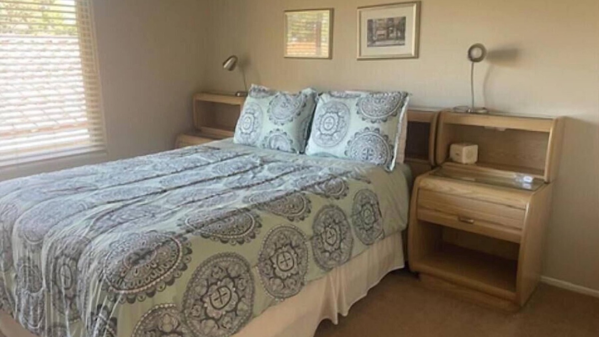 Callender Condo | 3 Bedroom/2.5 Bath Blacklake Condo on Golf Course, pet friendly