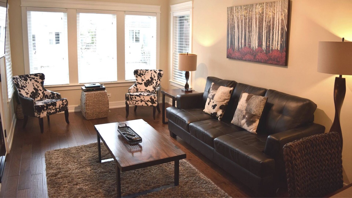 North Center Apartment | 3 Bedroom 2 Bath Newly Rehabbed Property Located In