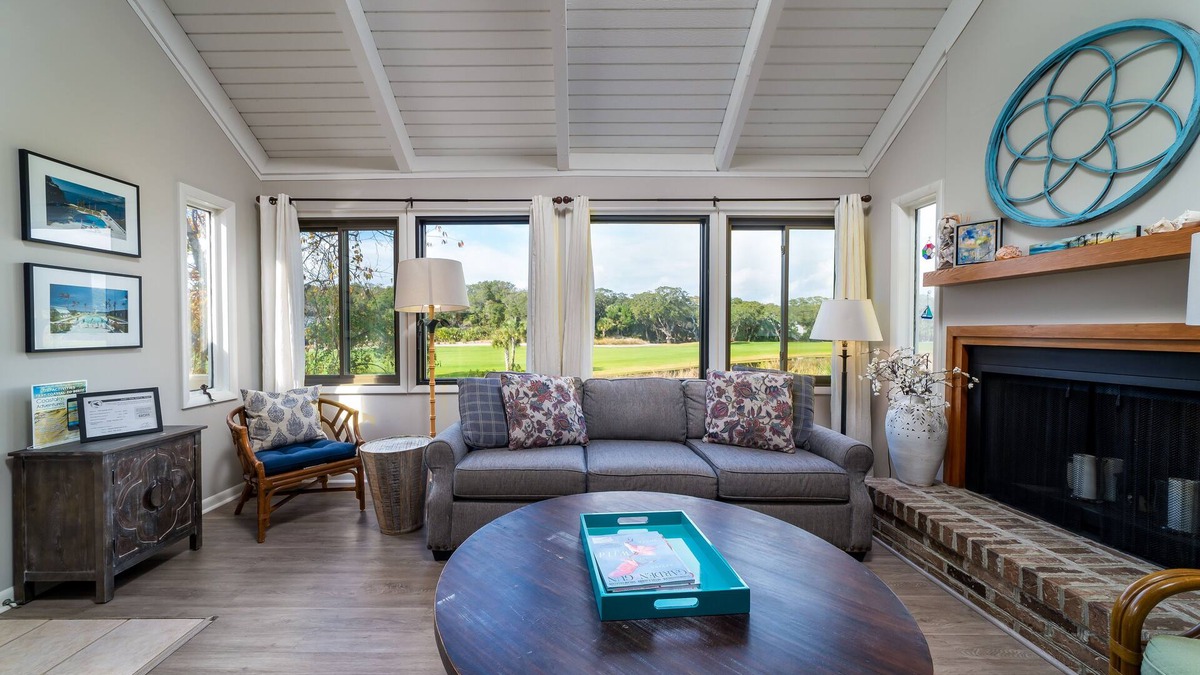 Sealoft Villas House | 3 Bedroom 2 Bath Cottage. Walk to Pool, Beach! Marsh View! Great location.