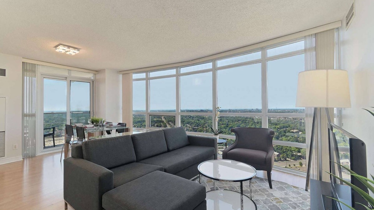 Bendale Apartment | 3 Bedroom/2 Bathroom Suite