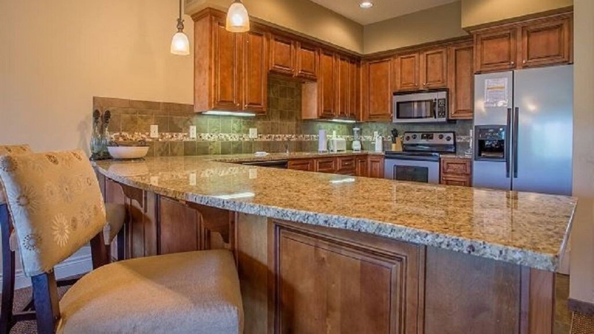 Branson Condo | 3 Bedroom 3 Bath Luxury Condo - Elevator access, Pool