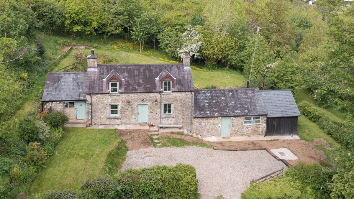 Llawhaden Cottage | 3 bedroom accommodation in Llawhaden Narberth