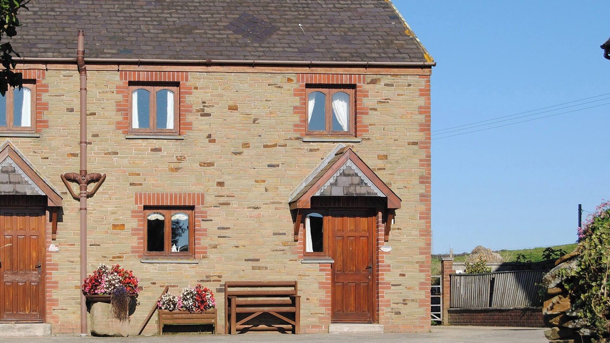 Saint Columb Major Cottage | 3 bedroom accommodation in St Mawgan, near Newquay