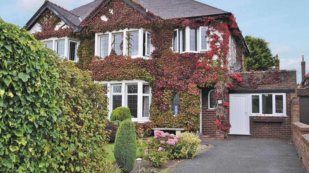 Lytham St. Anne's Cottage | 3 bedroom accommodation in Fairhaven, near St Anne&rsquo;s