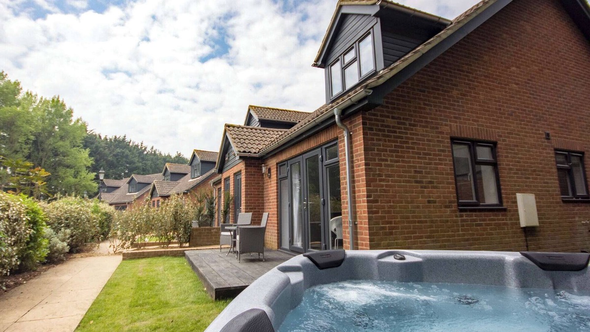 Rookley Cottage | 3 bedroom accommodation in Rookley Village