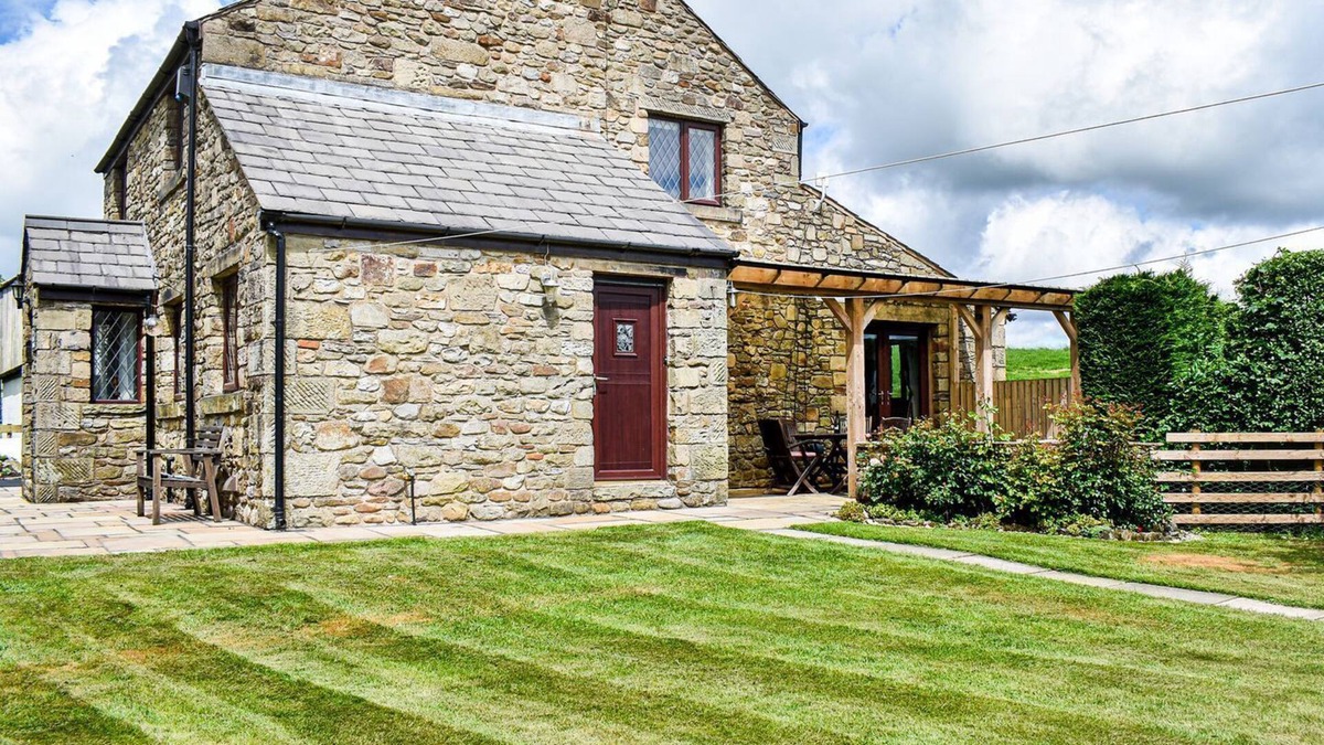 Preston Cottage | 3 bedroom accommodation in Beacon Fell