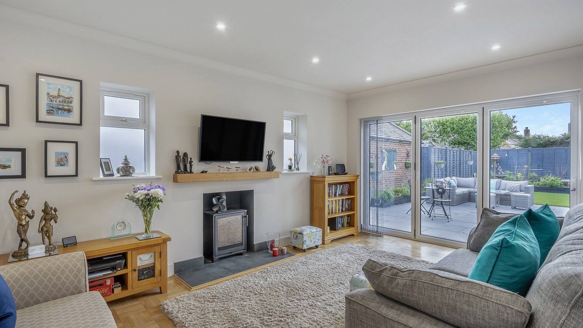 Bournemouth Cottage | 3 bedroom accommodation in Bournemouth