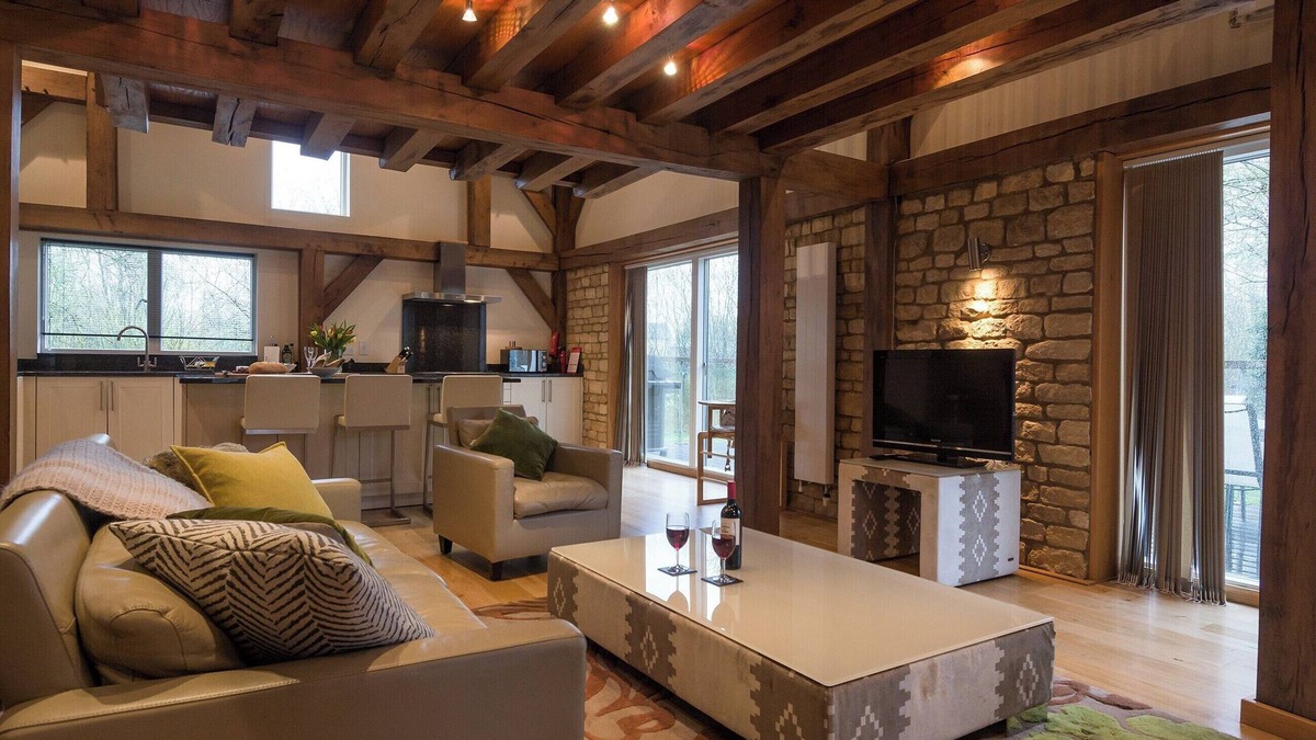 Cirencester Cottage | 3 bedroom accommodation in Somerford Keynes, near Cirencester
