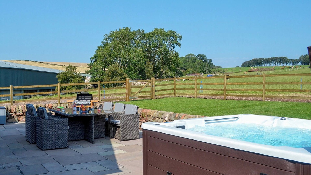 Torthorwald Cottage | 3 bedroom accommodation in Amisfield, near Dumfries