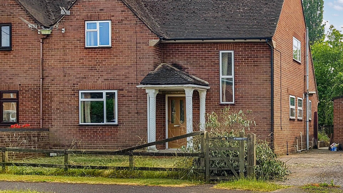 Chilbolton Cottage | 3 bedroom accommodation in Chilbolton