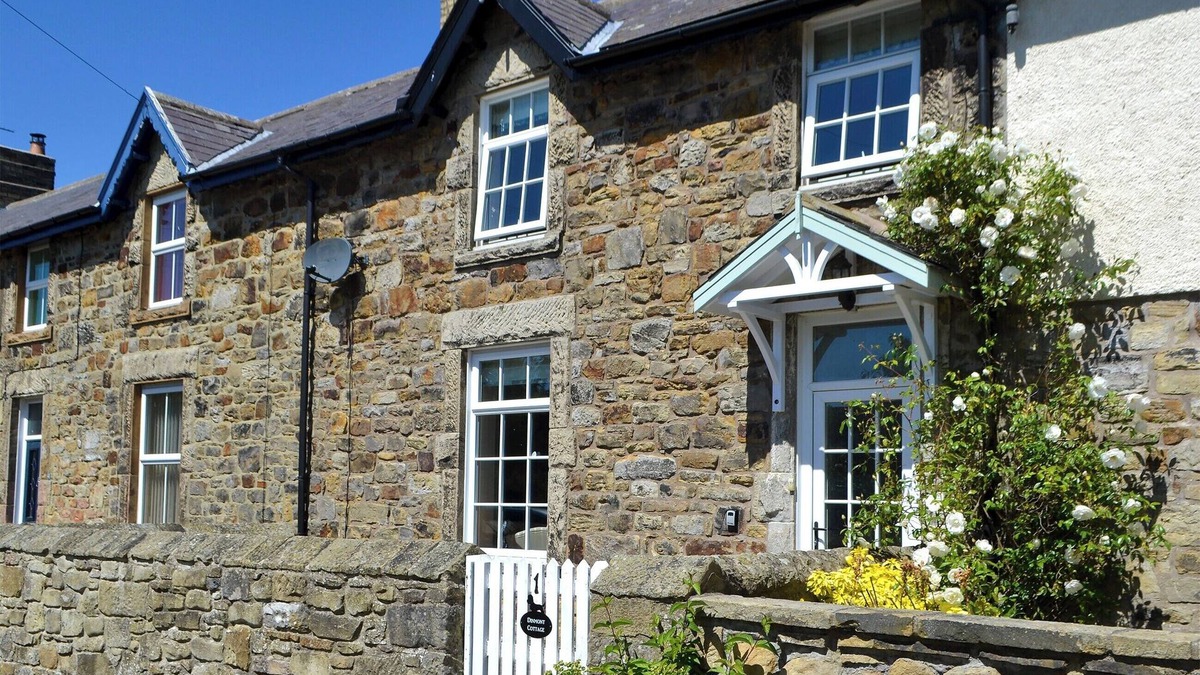 Shilbottle Cottage | 3 bedroom accommodation in Shilbottle