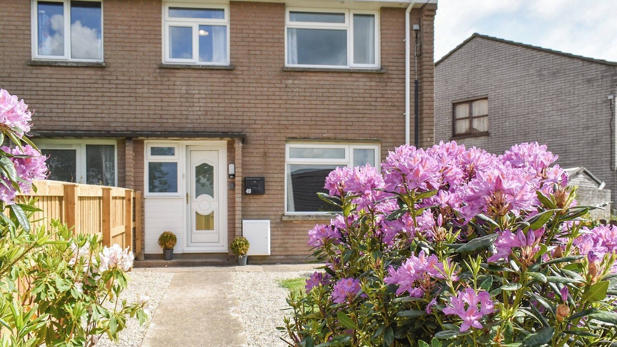 Torrington Cottage | 3 bedroom accommodation in Torrington