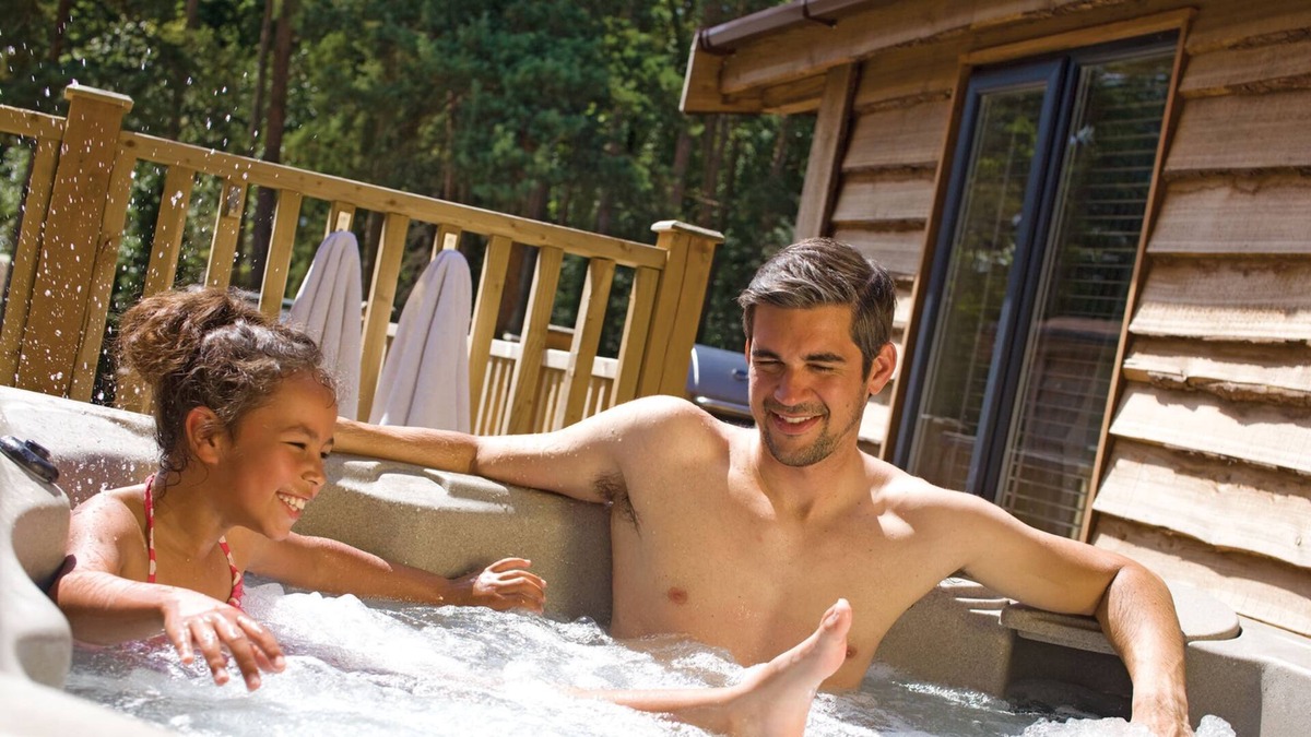 Winchester Cabin | 3 bedroom accommodation in Owslebury, Winchester