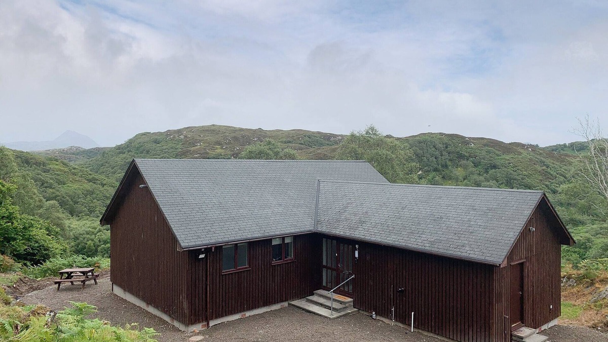 Clachtoll Cottage | 3 bedroom accommodation in Achmelvich, near Lochinver