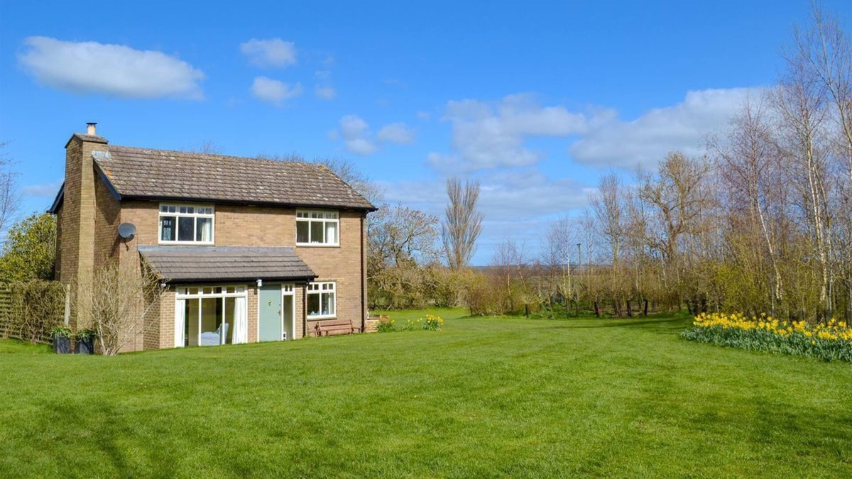 Crawcrook Cottage | 3 bedroom accommodation in Ponteland, near Newcastle