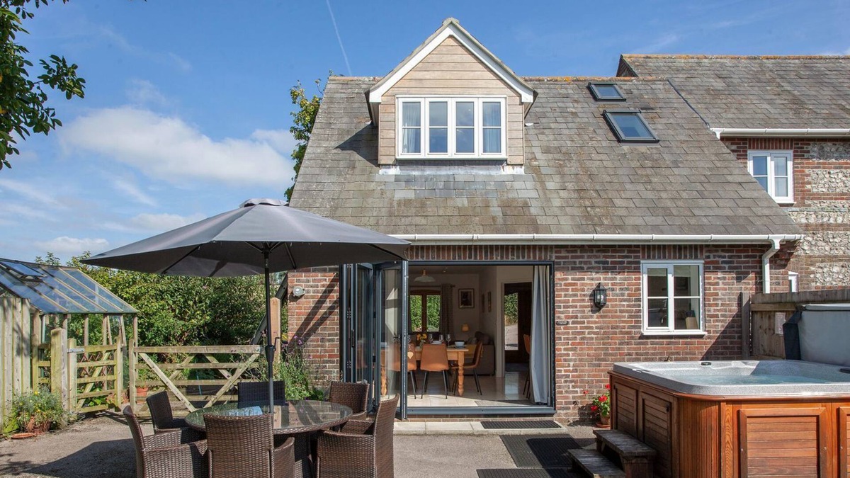 Dorchester Cottage | 3 bedroom accommodation in Piddletrenthide, near Dorchester