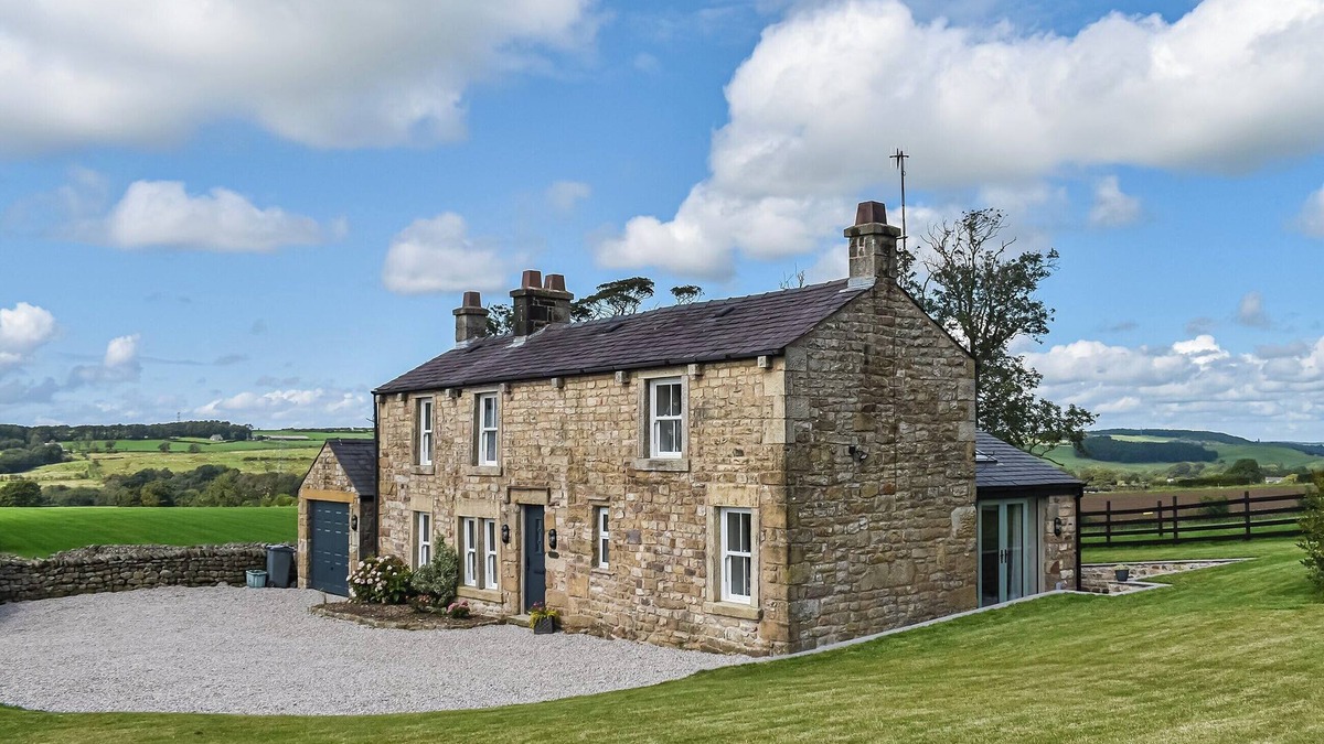 Lancaster Cottage | 3 bedroom accommodation in Lancaster