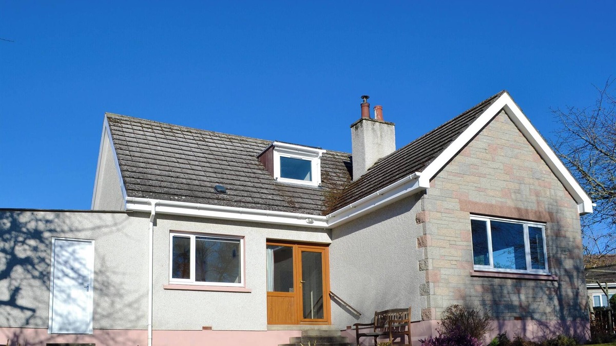 Fortrose Cottage | 3 bedroom accommodation in Fortrose