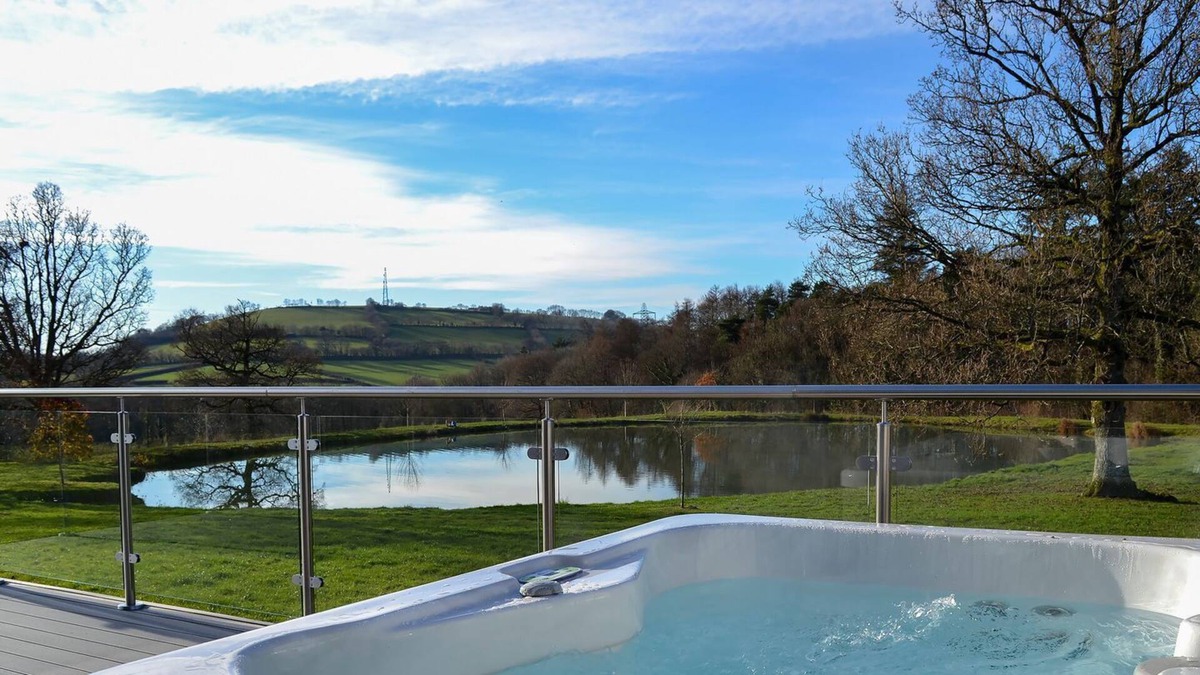 Morebath Cottage | 3 bedroom accommodation in Shillingford, near Bampton