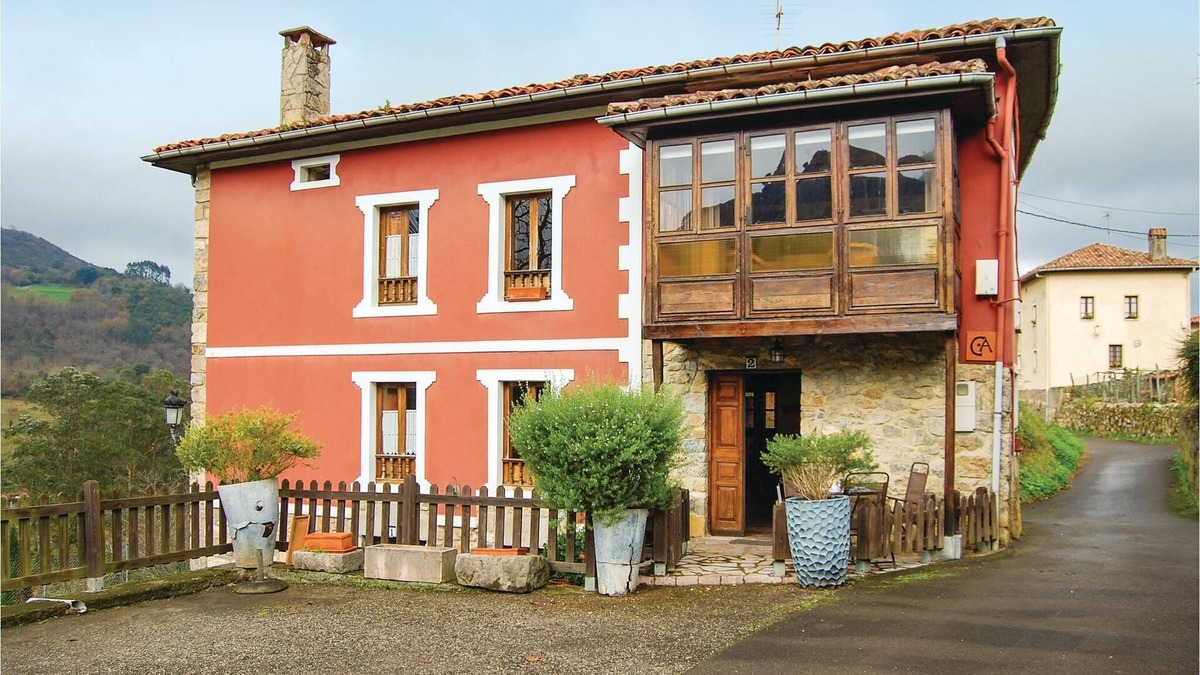 El Cueto House | 3 bedroom accommodation in El Cueto